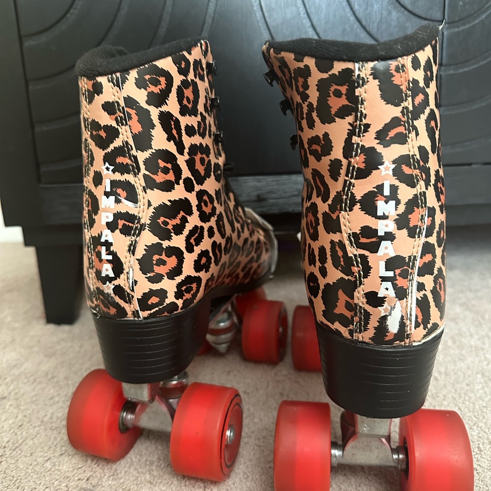 Leopard Print Impala Roller Skates - image 6